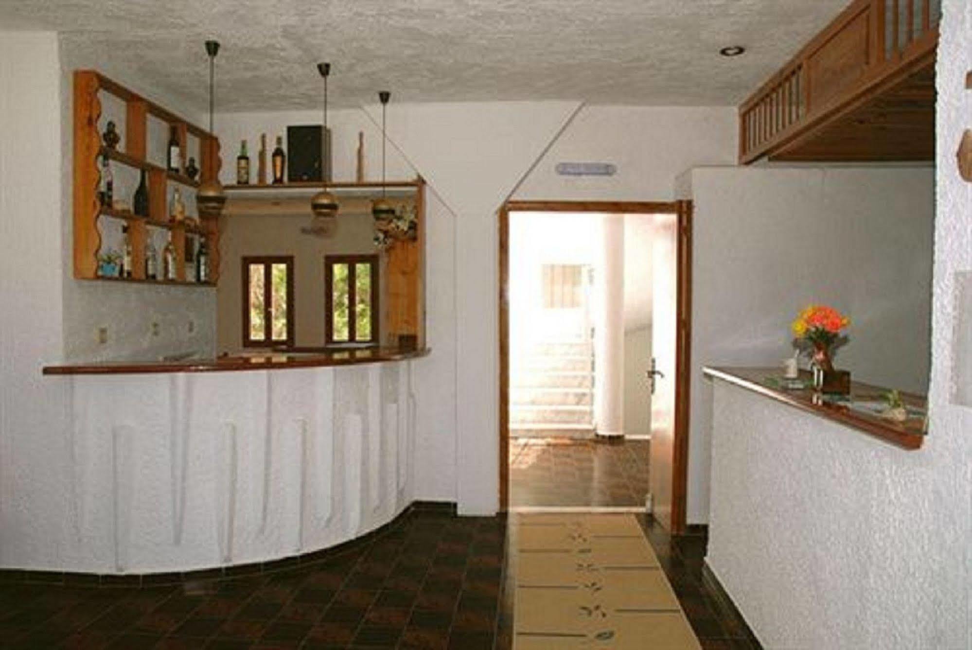 Apart Otel Afroditi 2*